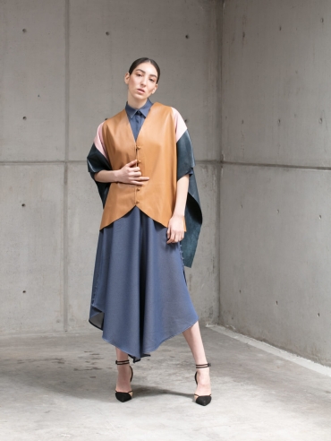 STEVIE CAPE EXTRA -