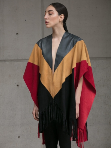 BREENA PONCHO FRONT -