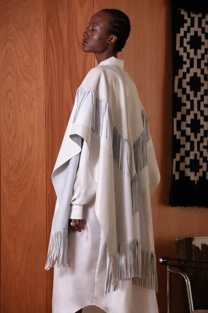 LEATHER PONCHO WHITE
