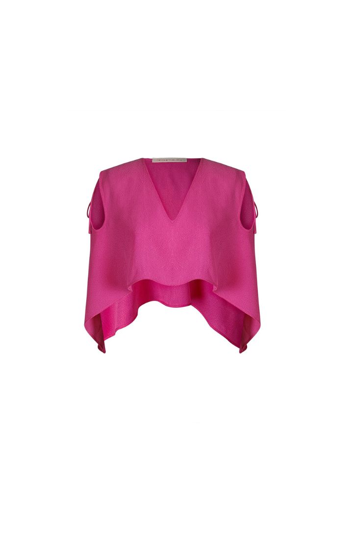  HUIPIL CROP TOP WITH CUT OUTS IN SHOULDERS
Composition: 100% rayon
Care Instructions: Dry clean only
Fit: Designed for a loose fit
Color:  pink bubblegum
Size Chart
Model is wearing size OS,  she is 1.68 m
*DUE TO MONITOR DIFFERENCES, COLOR MAY VARY SLIGHTLY FROM WHAT APPEARS ONLINE*
** THIS IS A LIMITED EDITION ITEM , NO RESTOCK **
Before placing your order don´t forget to check our shipping and return policies.
Check them out!