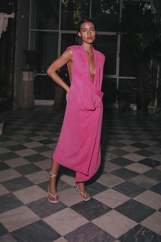 VEST DRESS BUBBLEGUM