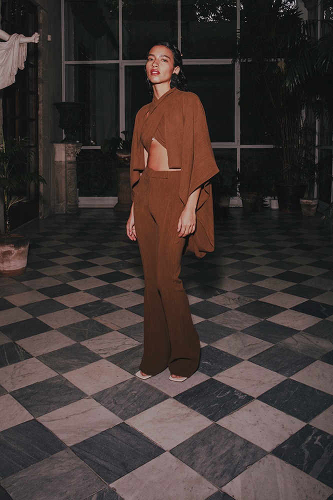URUAPAN CAPE BROWN