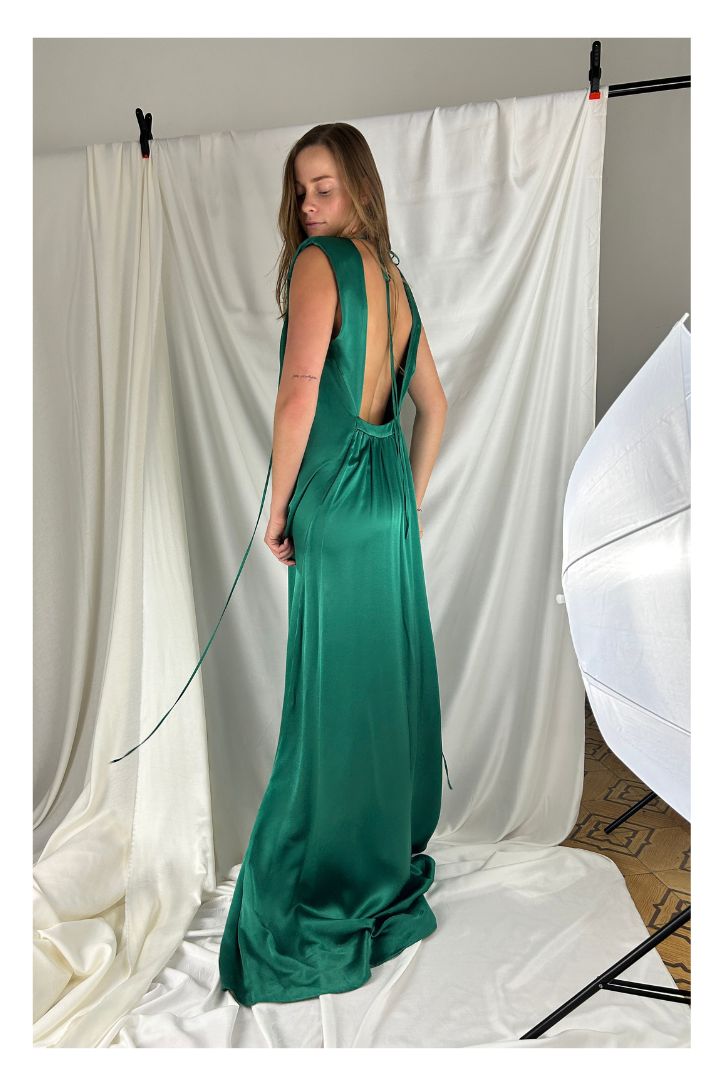 SLEEVELESS SUZETTE EMERALD GREEN
