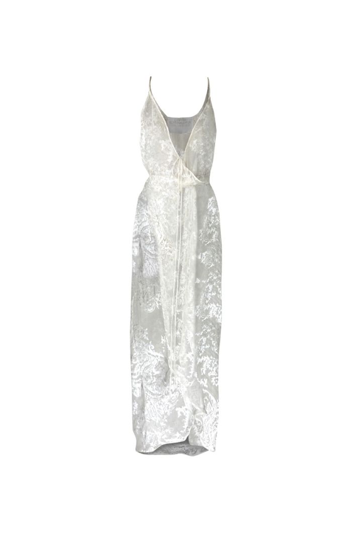  BURN OUT SILK WRAP DRESS WITH ADJUSTABLE STRAPPS  

Composition: 100% silk 
Color:  white 
Care Instructions: dry cleaning 
Size Chart

**This is a  limited  edistion garment NO RESTOCK*

Before placing your order don´t forget to check our shipping and return policies.

Check them out!